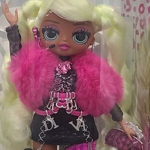 LOL Surprise! OMG Fierce "Lady Diva" 11.5" Fashion Doll 15 Surprises NIB